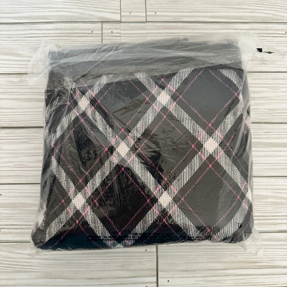 Victoria's Secret Pajama Set XL‎ Black Plaid Long Sleeve Top & Pants Sleepwear - Picture 11 of 14